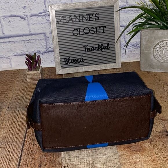 Fossil Men's Leather Framed Toiletry Travel Bag  Dark Brown Navy Blue - Picture 7 of 12